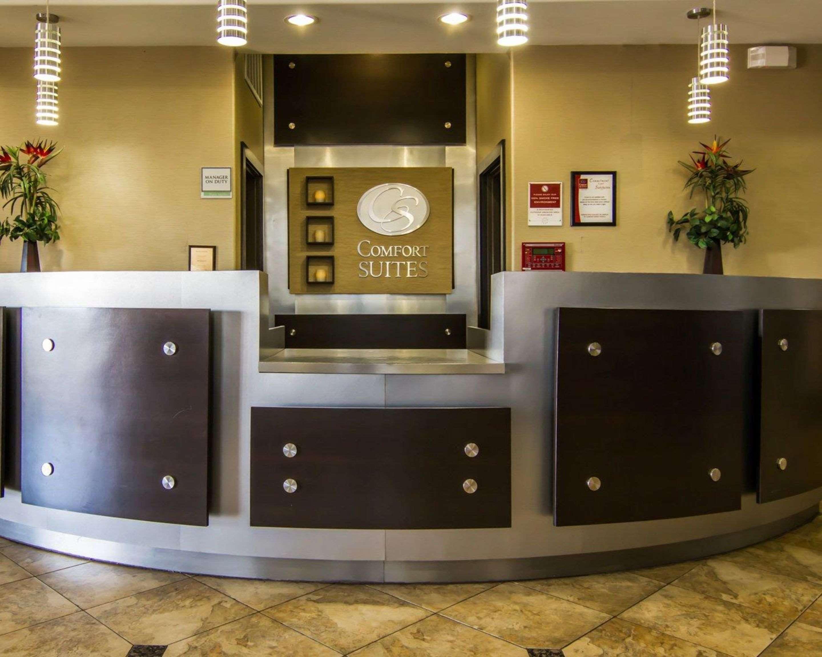 Comfort Suites West Dallas-Cockrell Hill Exteriör bild
