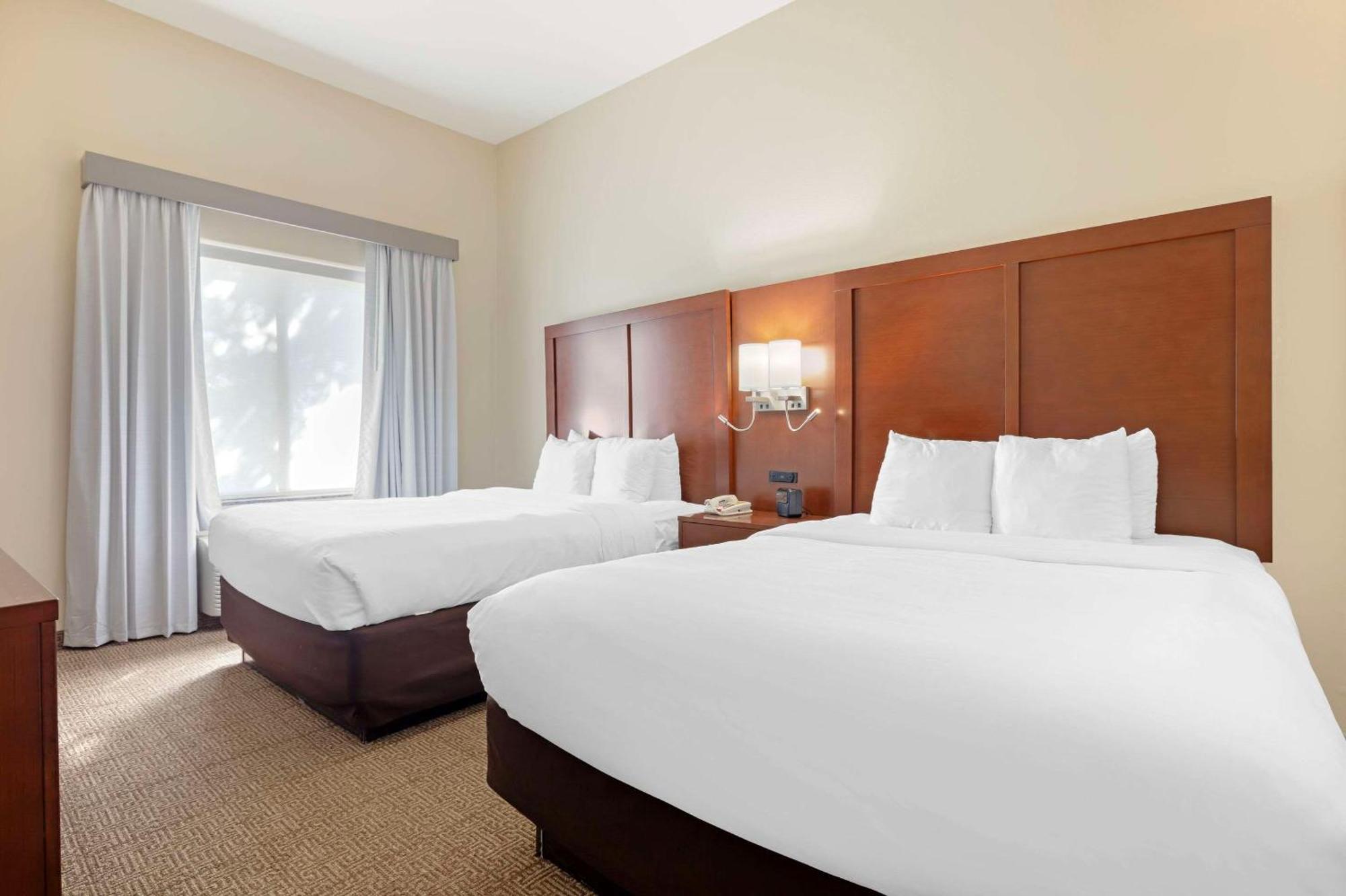 Comfort Suites West Dallas-Cockrell Hill Exteriör bild